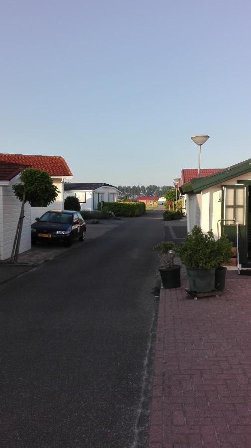Het Boothuis Sint Annaland Exterior photo
