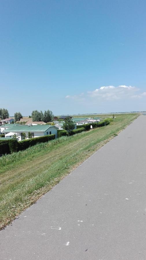 Het Boothuis Sint Annaland Exterior photo